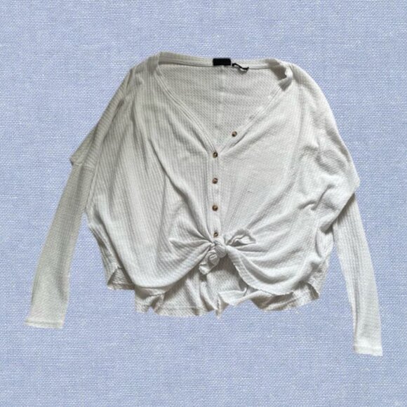 🛎️ 5/$20 Urban Outfitters Waffle Long Sleeve Size S - Picture 1 of 4